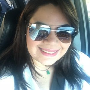 Meet your Posher, Vidaliz